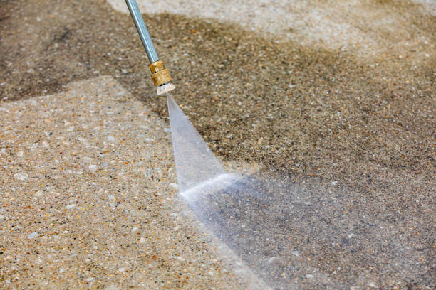 Best Animal Enclosure Cleaning  in Newcastle, OK